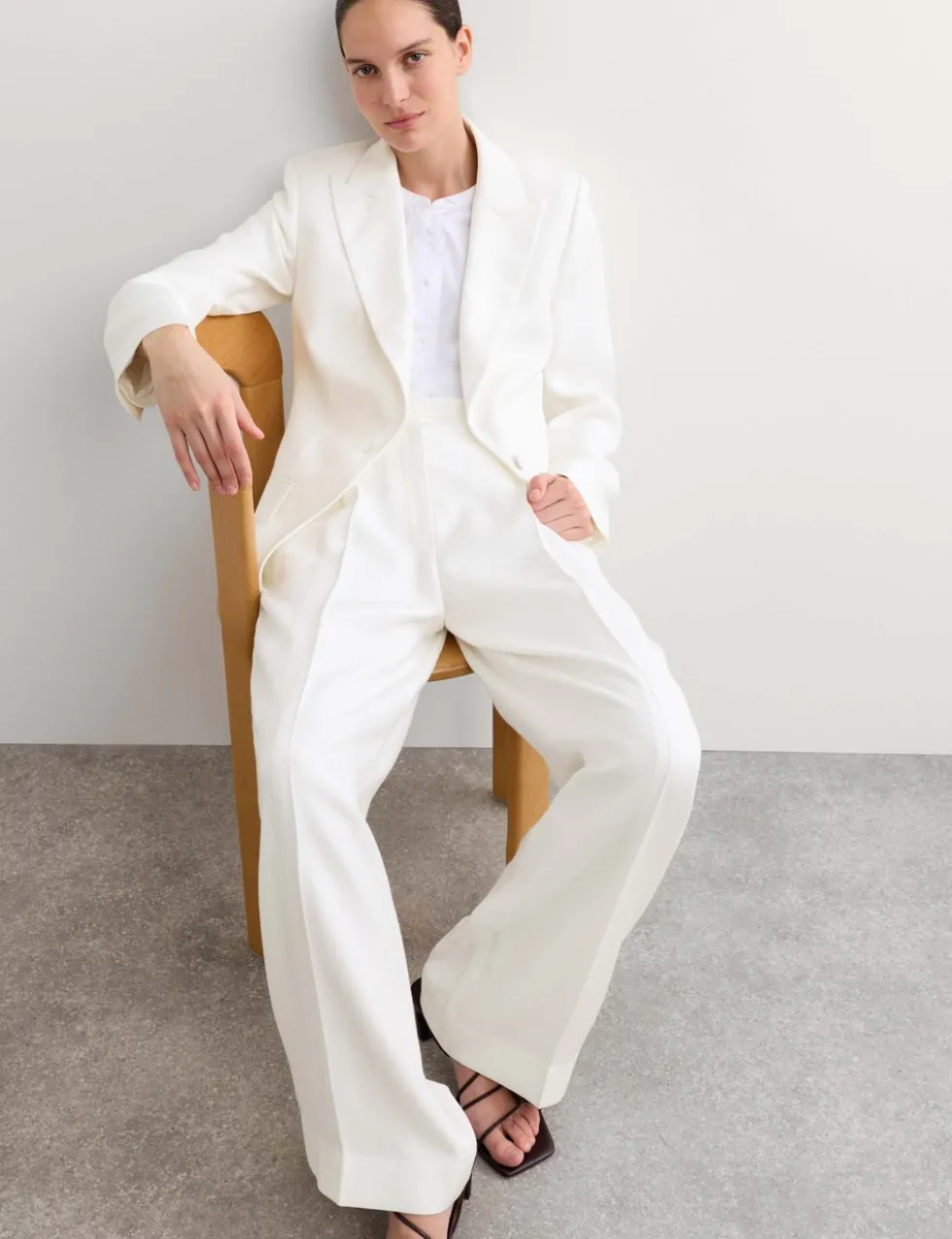 Pleat Front Wide Leg Trousers