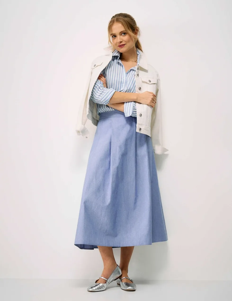 Pleated Midi Skirt with Linen