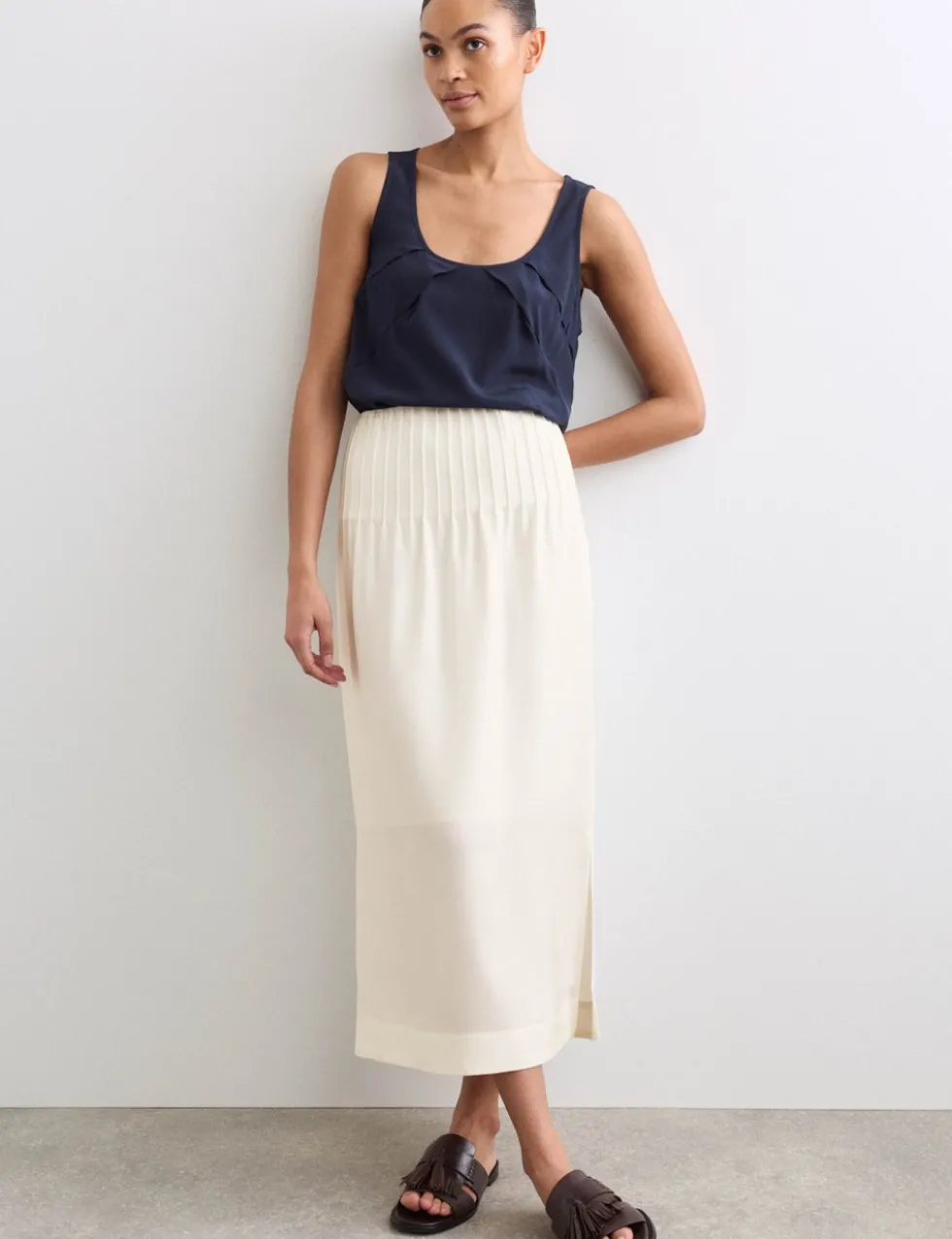 Pleated Midi Straight Skirt