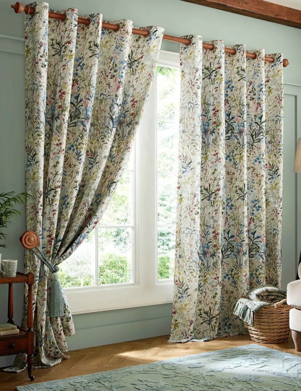 Pointon Eyelet Curtains