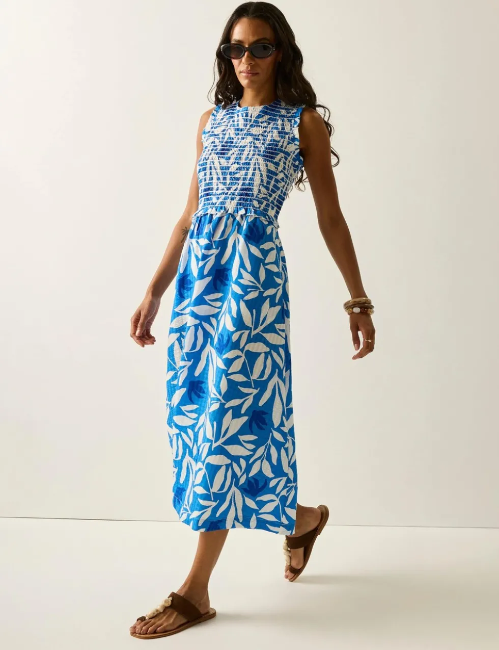 Poloma Leaf Print Midi Shirred Dress