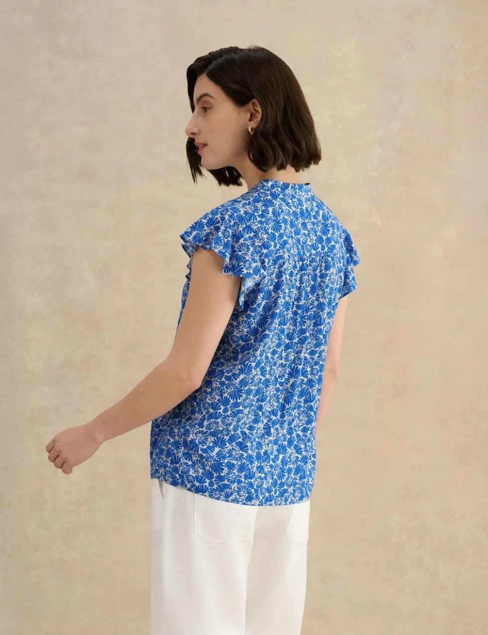 Printed Collarless Angel Sleeve Blouse
