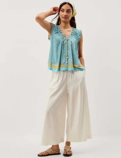 Printed Scoop Neck Vest Top