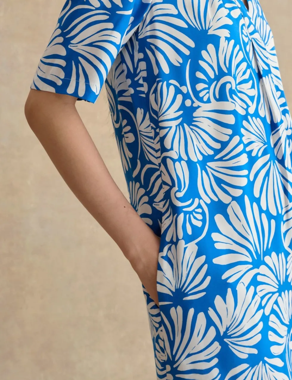 Printed V-Neck Knee Length Shift Dress