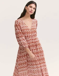 Printed V-Neck Midaxi Waisted Dress