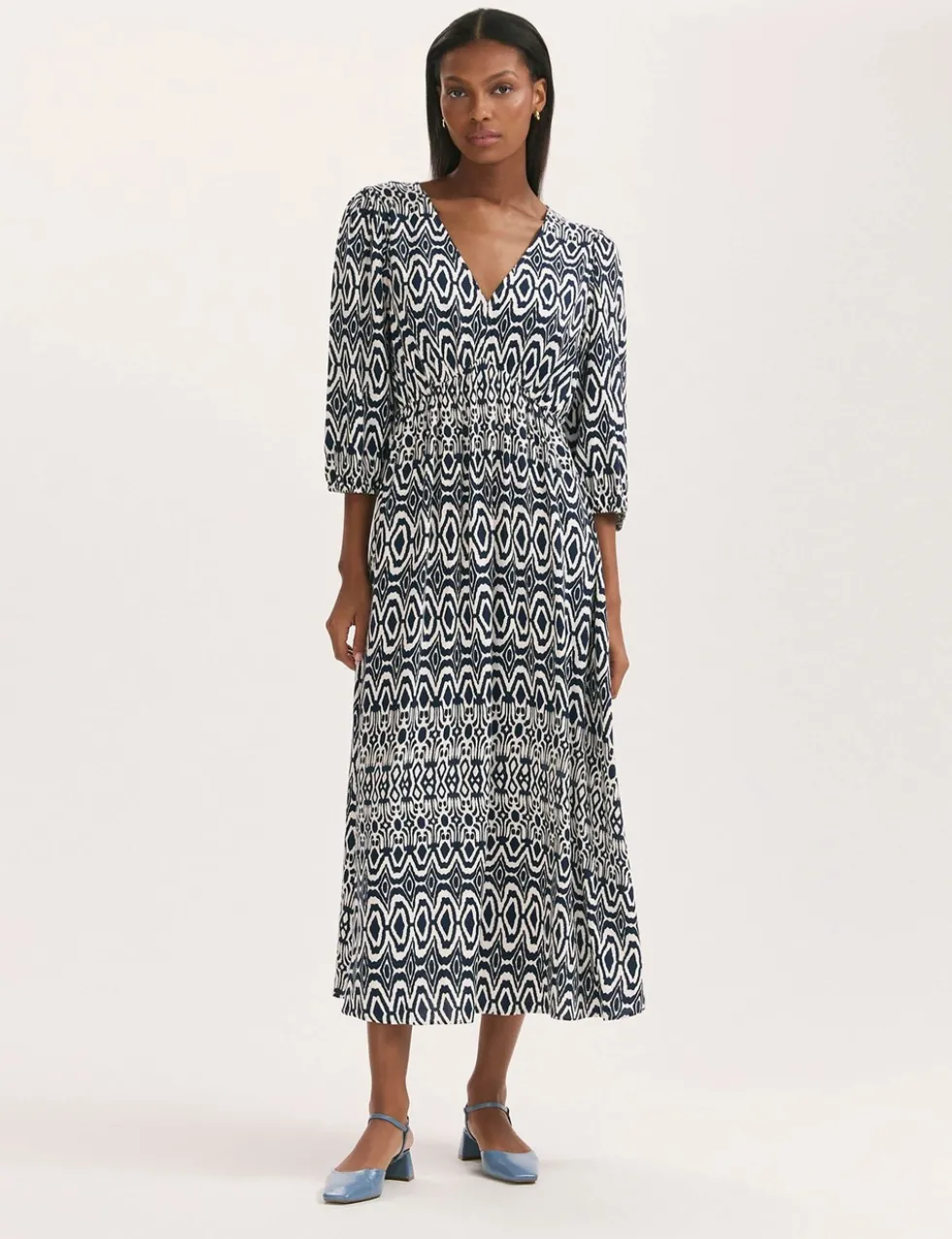 Printed V-Neck Midaxi Waisted Dress
