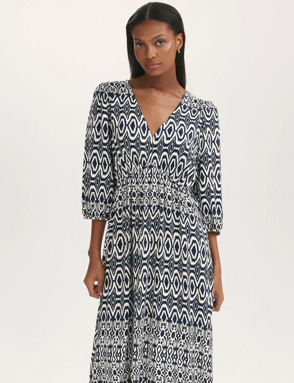 Printed V-Neck Midaxi Waisted Dress
