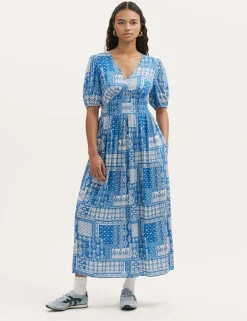 Printed V-Neck Midi Smock Dress