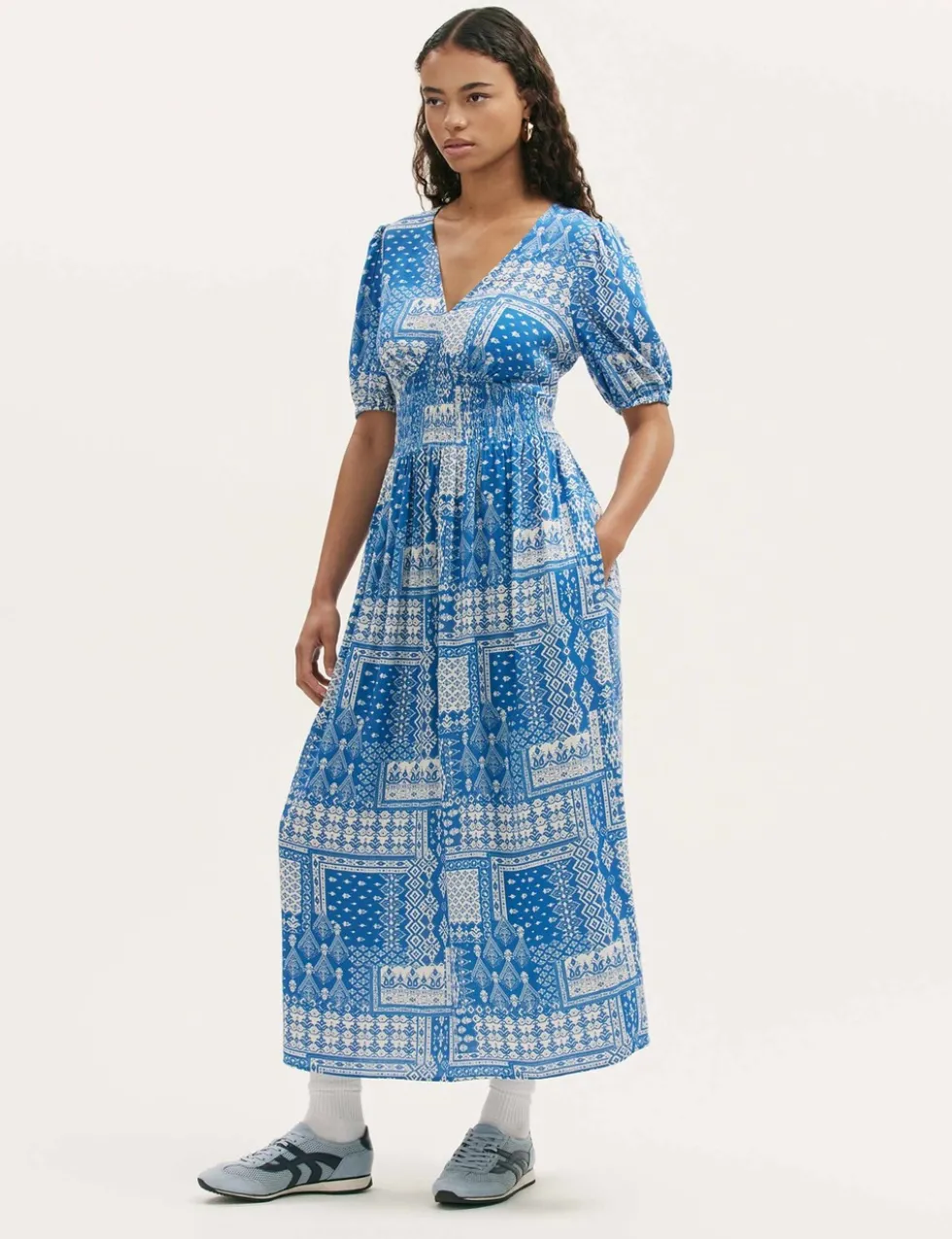 Printed V-Neck Midi Smock Dress