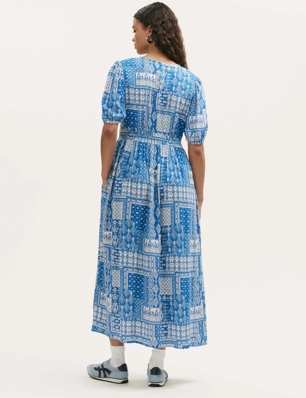 Printed V-Neck Midi Smock Dress