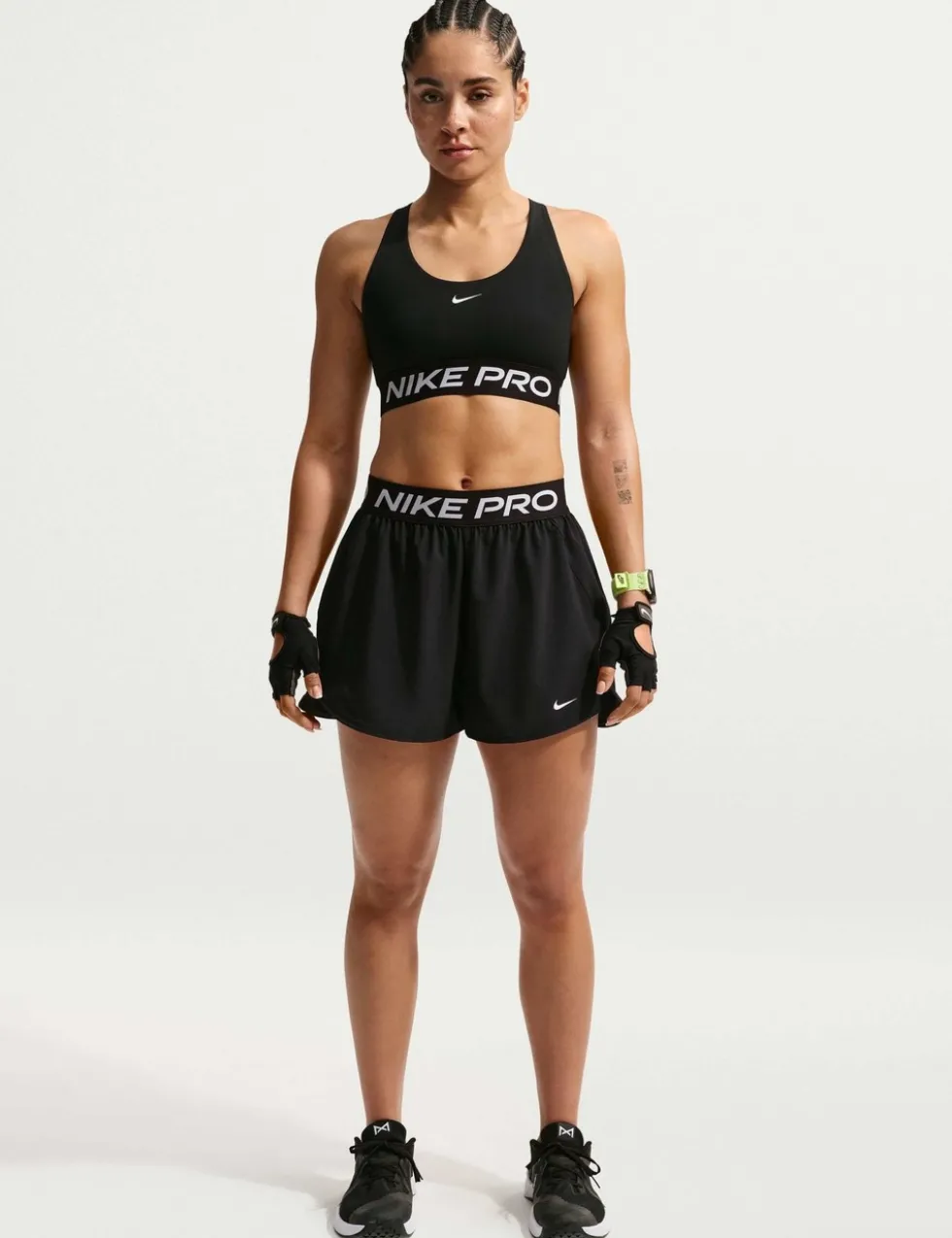 Pro Light Support Sports Bra