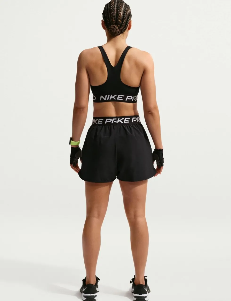 Pro Light Support Sports Bra