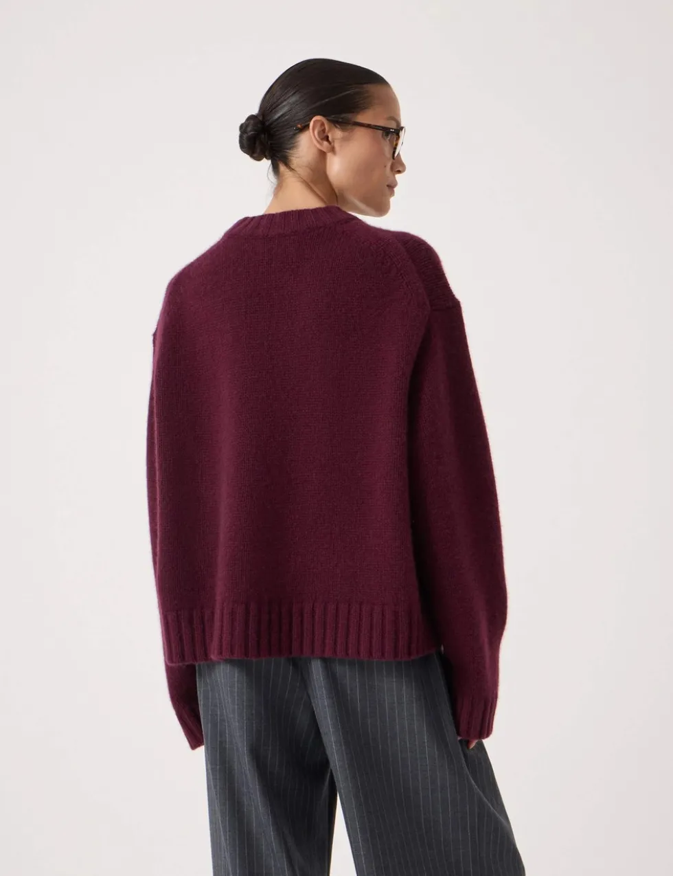 Pure Cashmere Textured Crew Neck Jumper