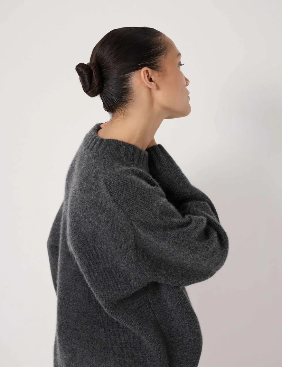 Pure Cashmere Textured Crew Neck Jumper