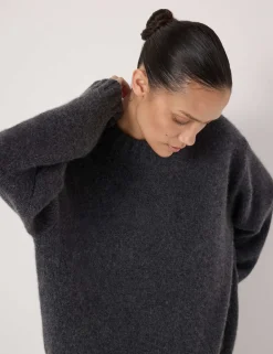Pure Cashmere Textured Crew Neck Jumper