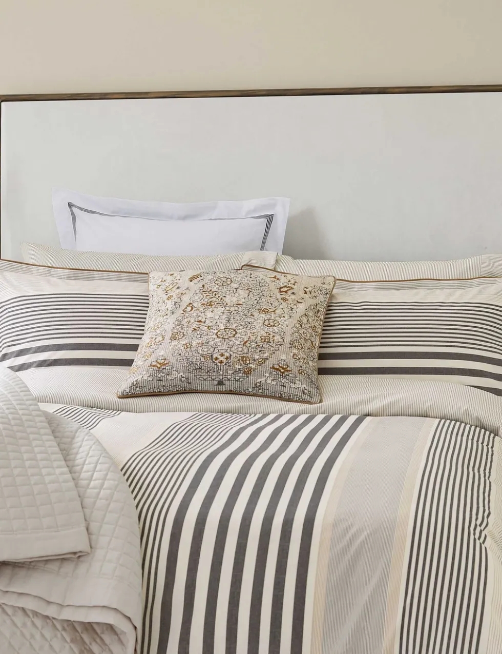 Pure Cotton Alba Maira Quilted Throw