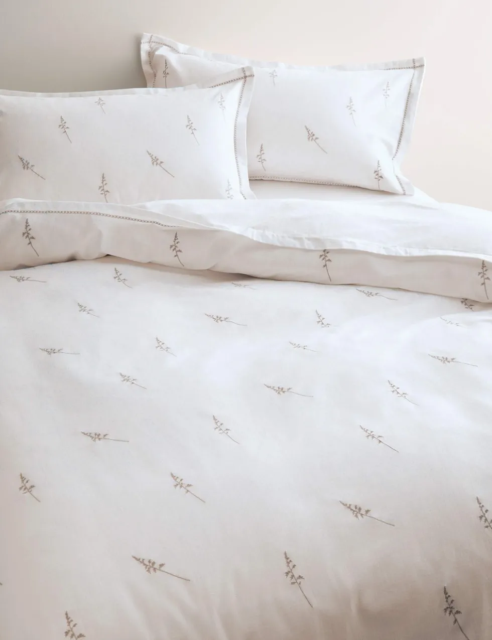 Pure Cotton Embroidered Sprig Bedding Set