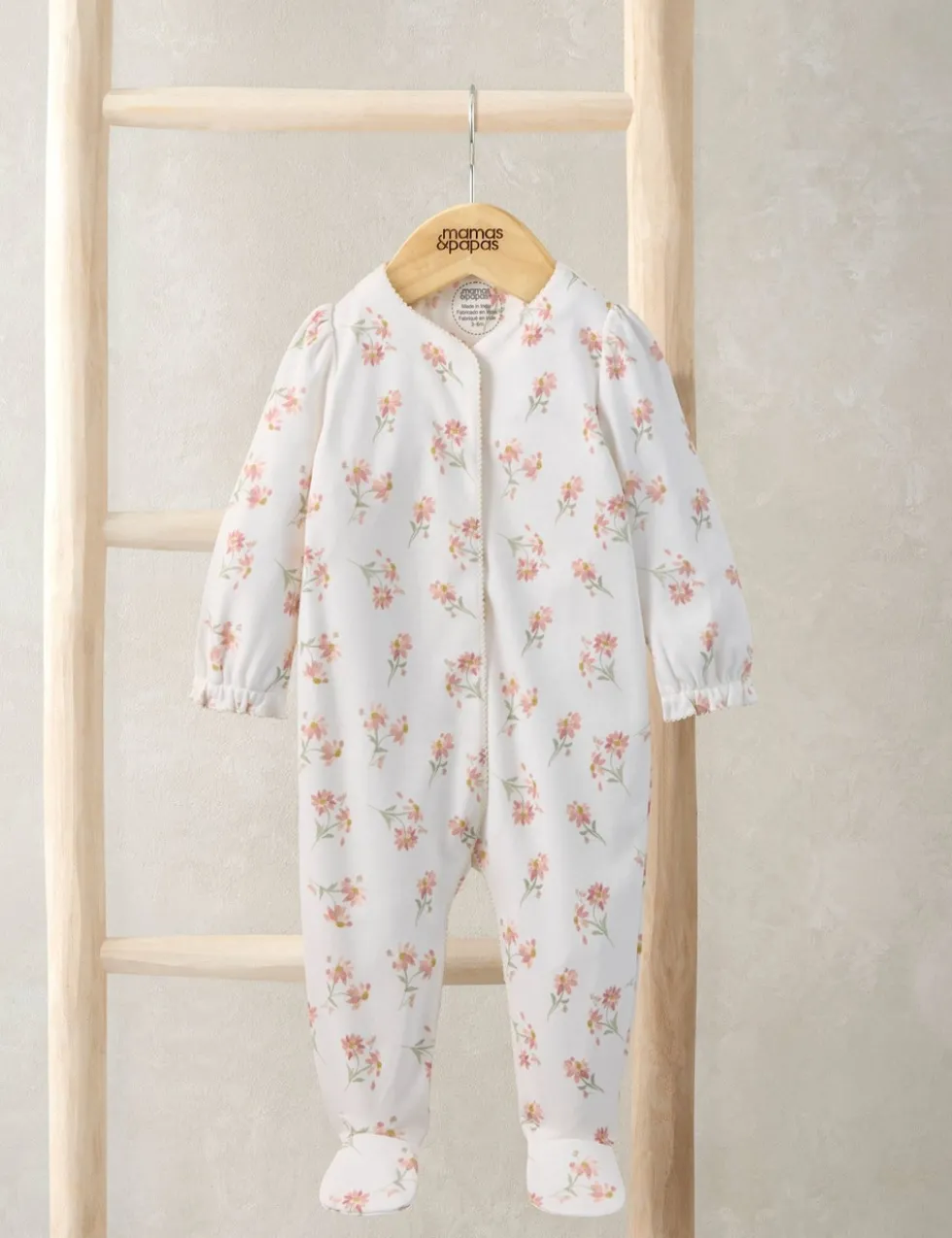 Pure Cotton Floral Sleepsuit (6½lbs-12 Mths)
