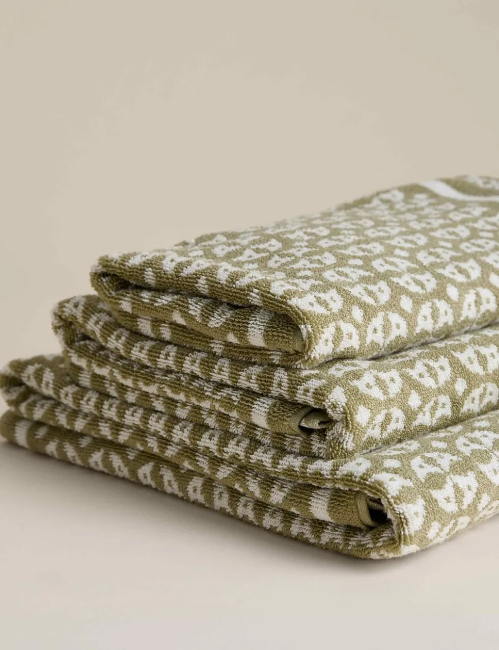 Pure Cotton Geometric Circle Towel