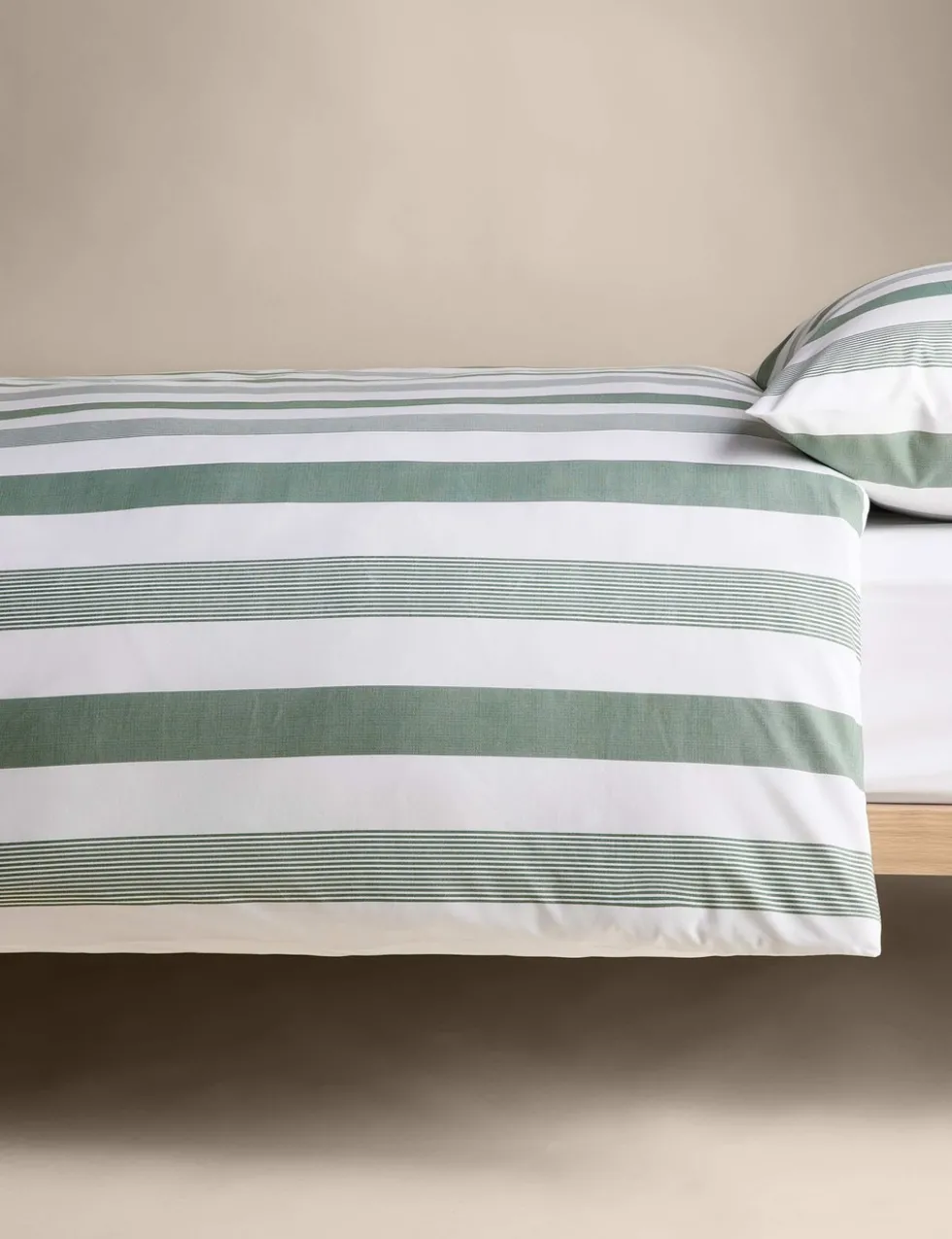 Pure Cotton Hadley Striped Bedding Set