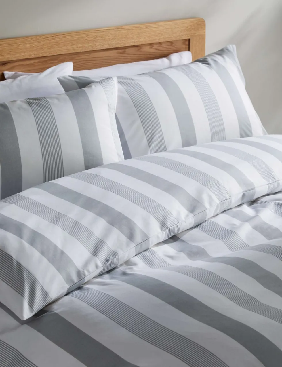Pure Cotton Hadley Striped Bedding Set