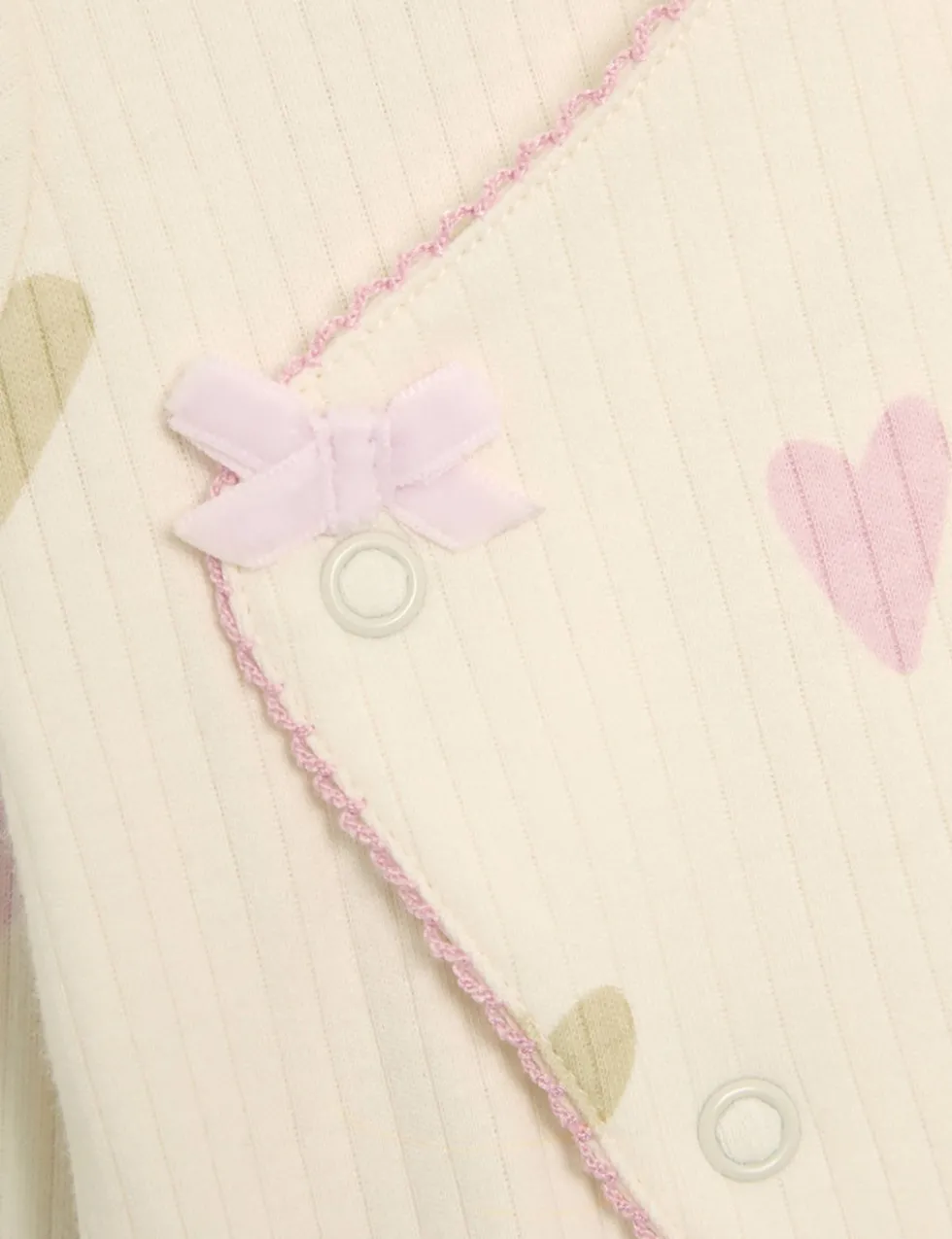 Pure Cotton Heart Sleepsuit (0-12 Mths)
