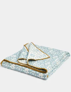 Pure Cotton Ikat Geometric Bedspread