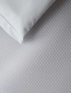 Pure Cotton Iris Spotty Dobby Bedding Set