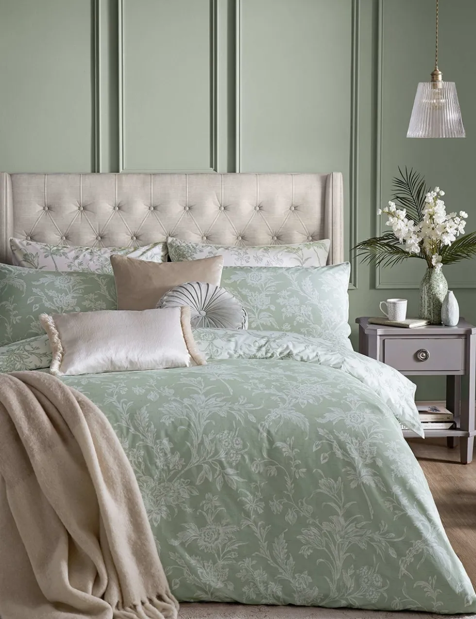 Pure Cotton Lloyd Reversible Bedding Set