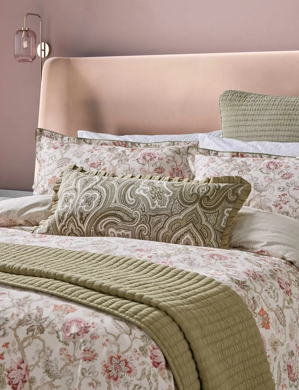 Pure Cotton Nora Quilted Throw