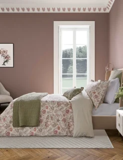 Pure Cotton Nora Quilted Throw