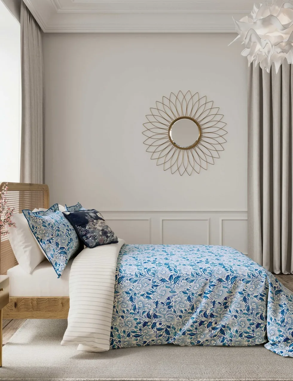 Pure Cotton Ornamental Bloom Bedding Set