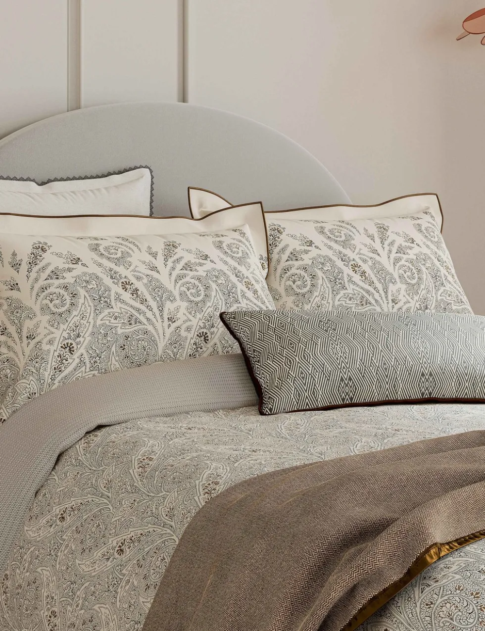 Pure Cotton Sateen Umma Bedding Set