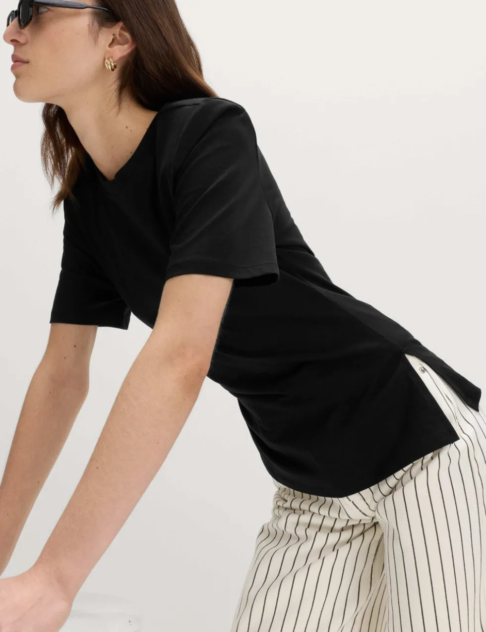 Pure Cotton Shoulder Pad Asymmetric Hem T-Shirt