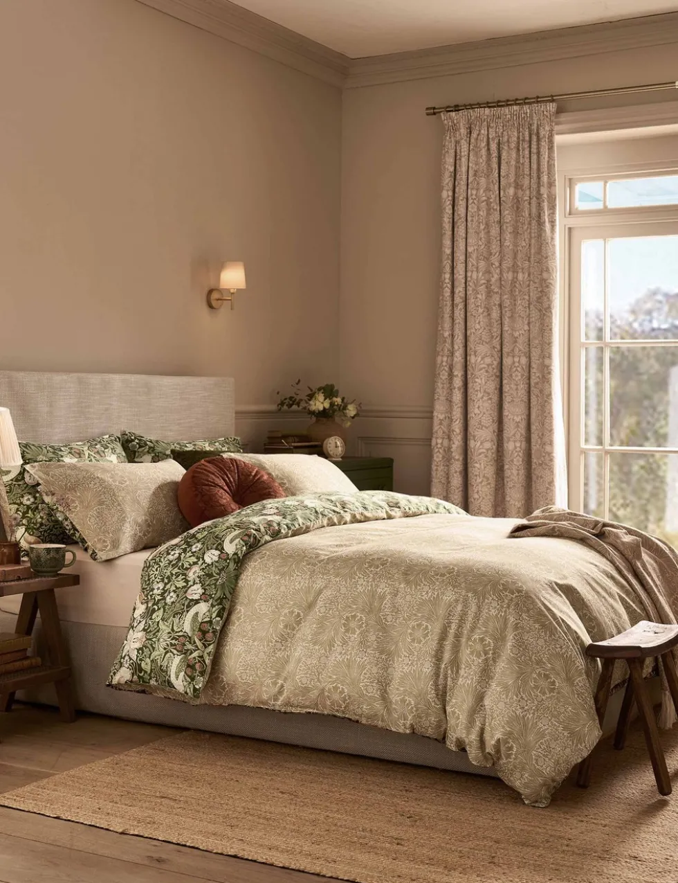 Pure Cotton Strawberry Thief Bedding Set