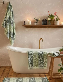 Pure Cotton Striped Floral Bath Mat