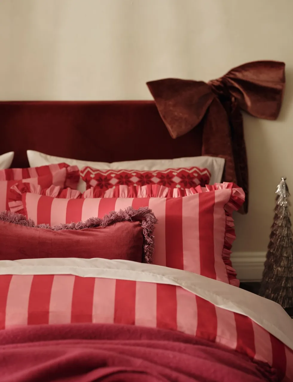 Pure Cotton Striped Ruffle Bedding Set