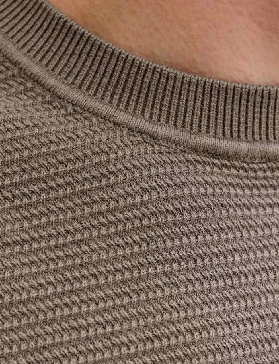 Pure Cotton Textured Knitted Crew Neck