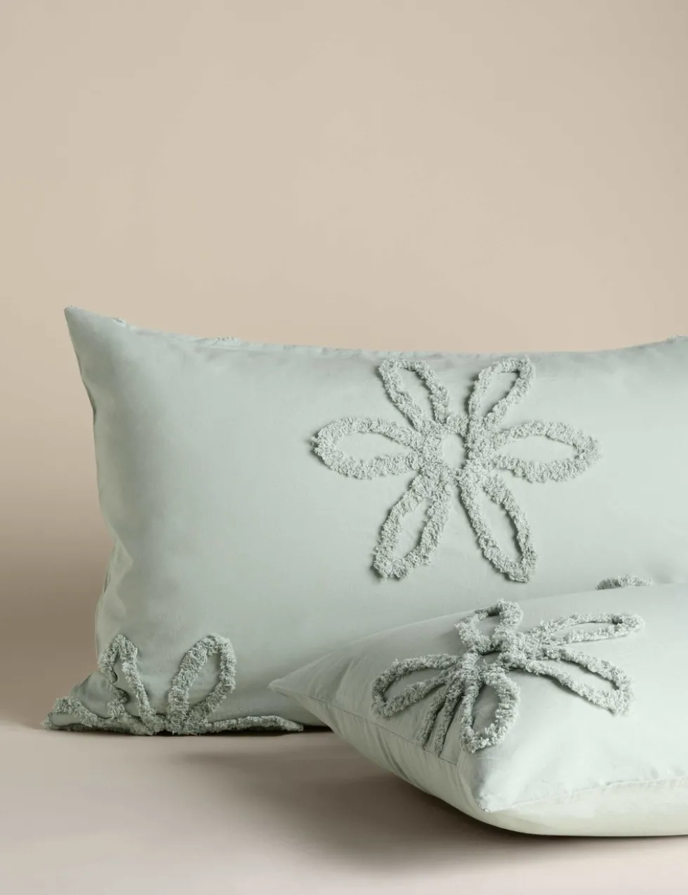 Pure Cotton Tufted Floral Bedding Set