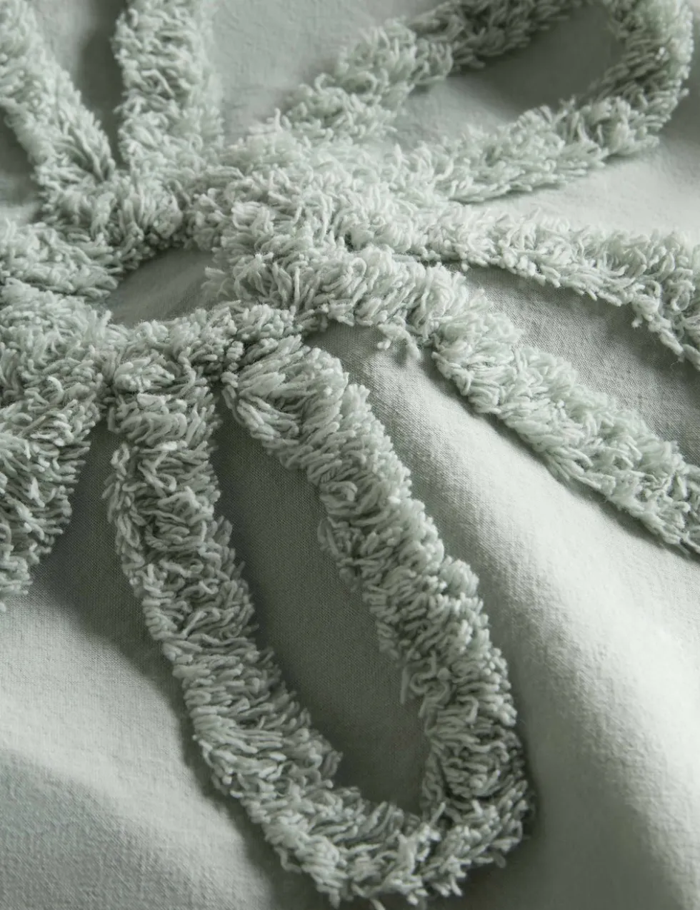 Pure Cotton Tufted Floral Bedding Set
