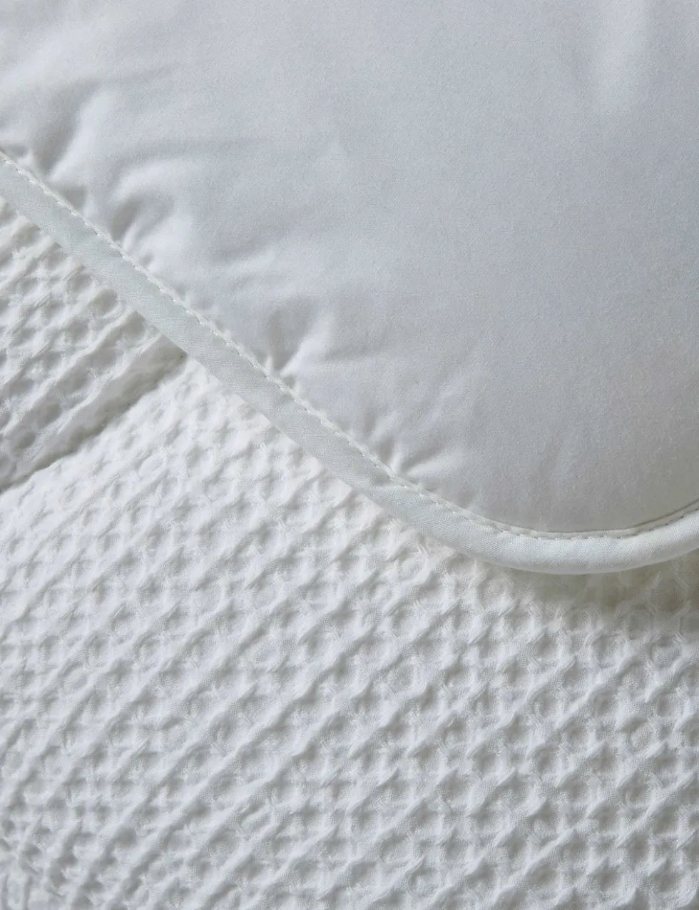 Pure Cotton Waffle 4.5 Tog Coverless Duvet