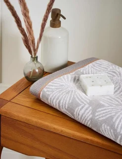Pure Cotton Zenda Towel