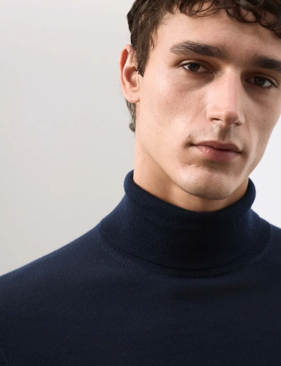 Pure Extra Fine Merino Wool Roll Neck Jumper