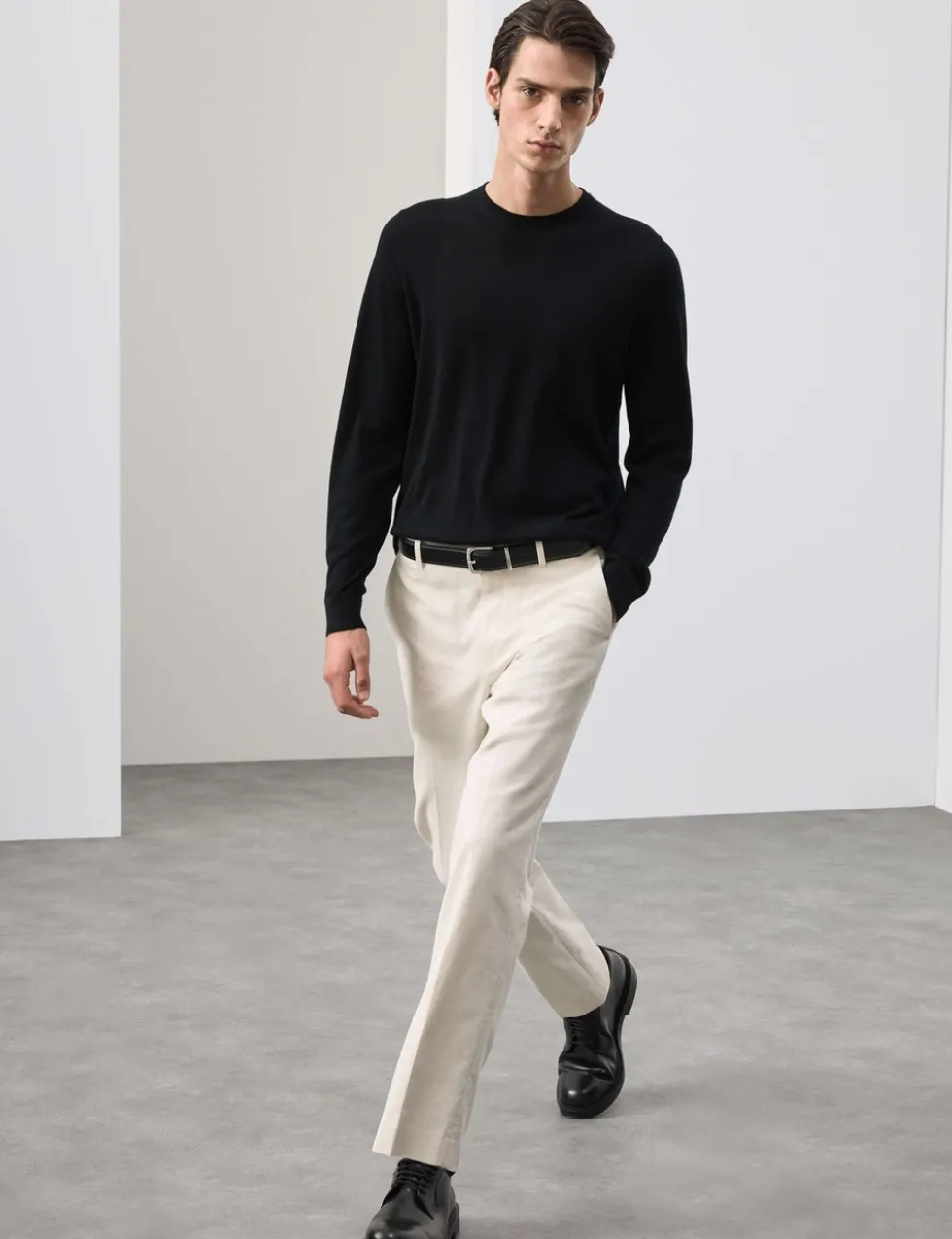 Pure Extra Fine Merino Wool Crew Neck Jumper