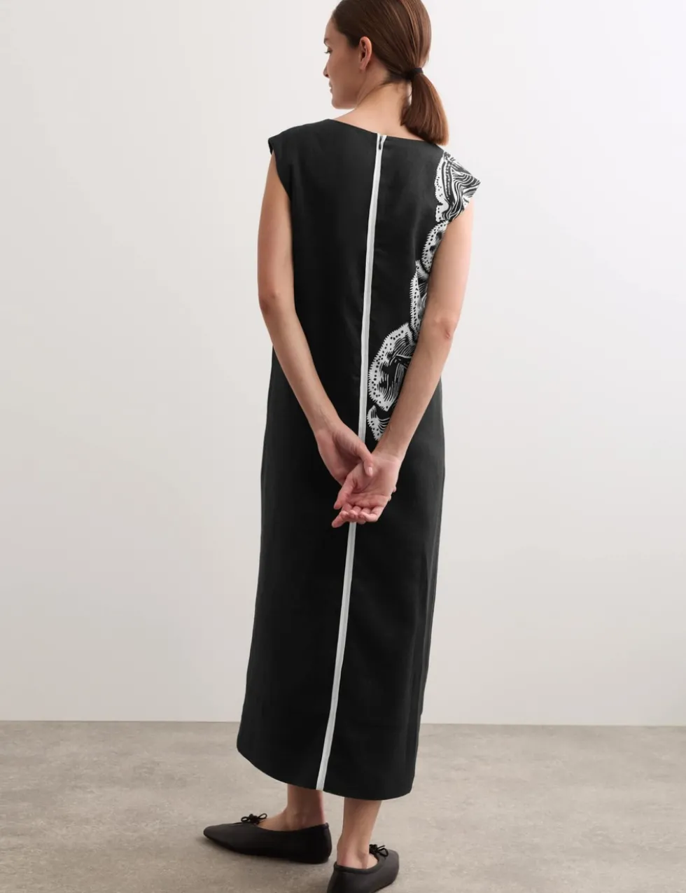 Pure Linen Coral Reef V-Neck Midi Dress