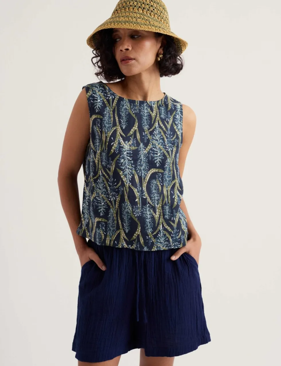 Pure Linen Floral Boat Neck Vest