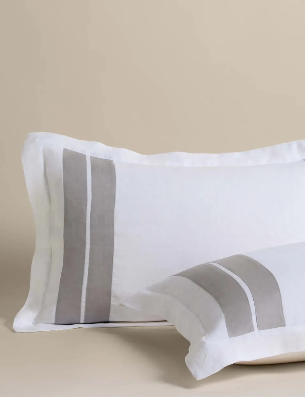 Pure Linen Panel Bedding Set