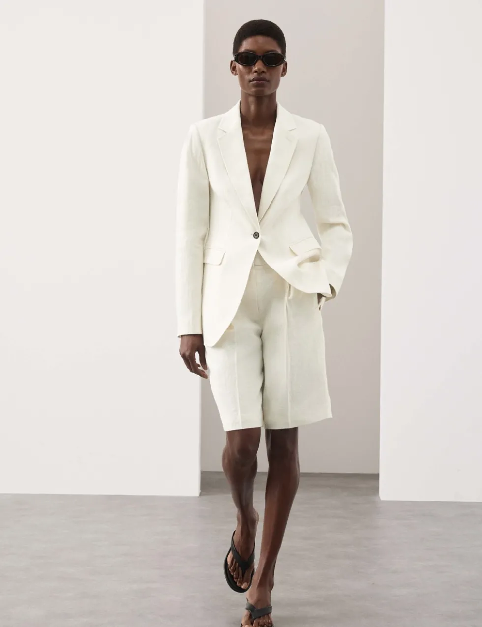 Pure Linen Tailored Blazer