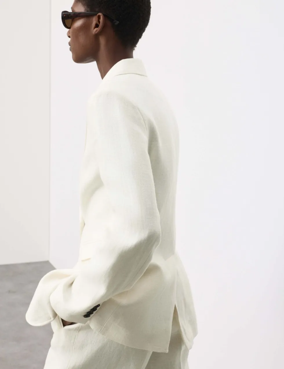 Pure Linen Tailored Blazer