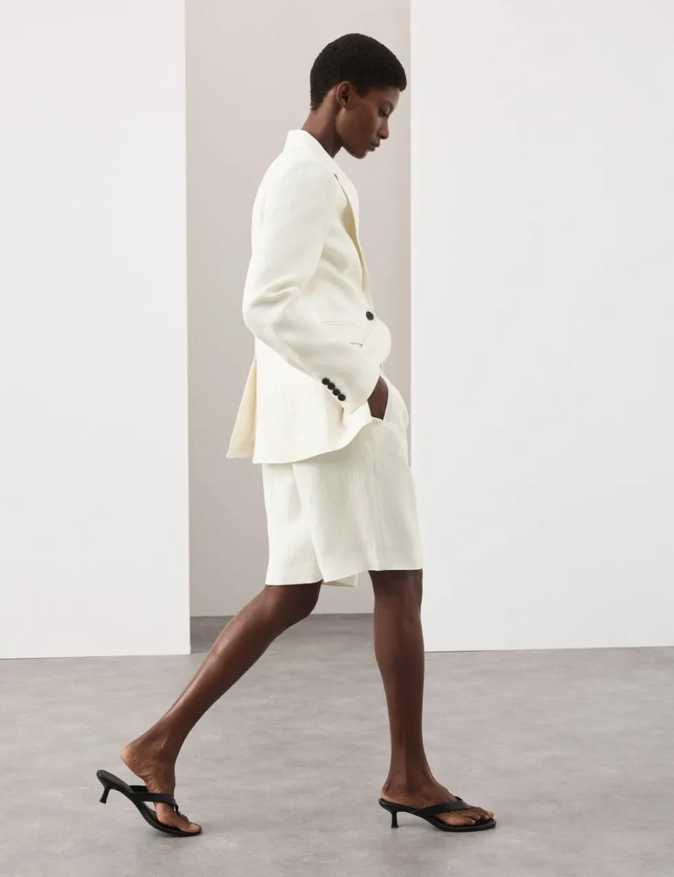 Pure Linen Tailored Shorts
